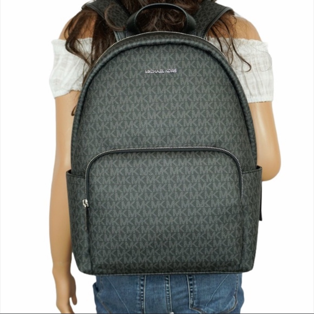 NWT Erin LG Michael Kors Gray Backpack